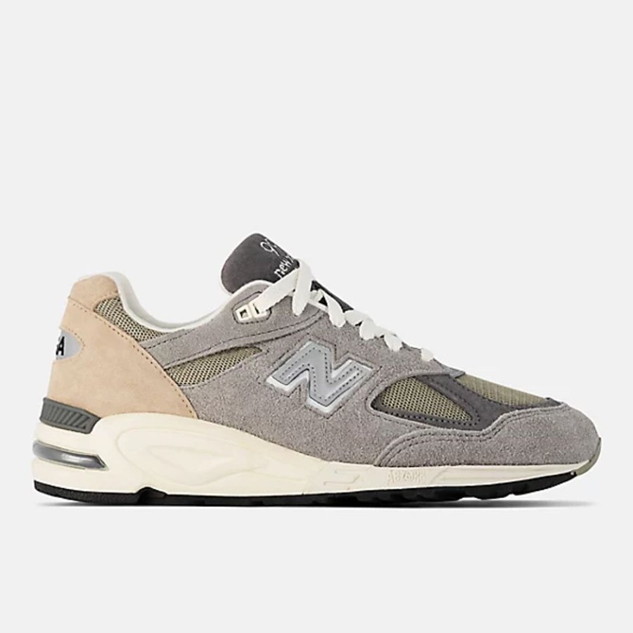 Homens New Balance Sneakers | Made In Usa 990V2