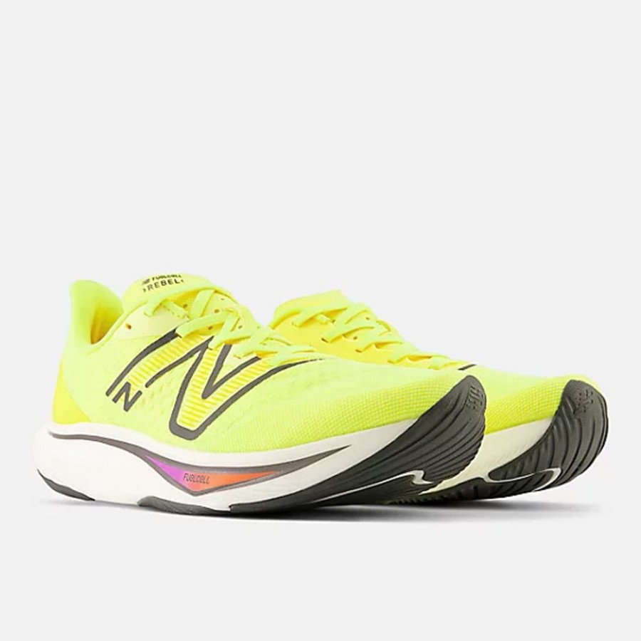 Homens New Balance Corrida | Fuelcell Rebel V3