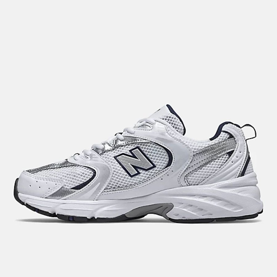 Homens New Balance Sneakers | 530