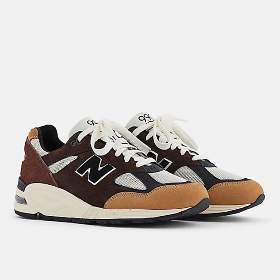 Homens New Balance Sneakers | Made In Usa 990V2