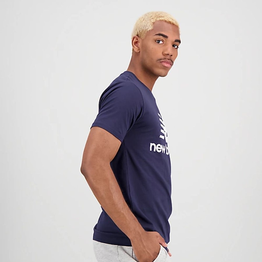 Homens New Balance T-Shirts E Partes De Cima | T-Shirt Essentials Stacked Logo Running