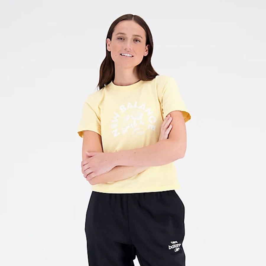 Mulheres New Balance T-Shirts E Partes De Cima | Essentials Bloomy Short Sleeve Boxy T-Shirt