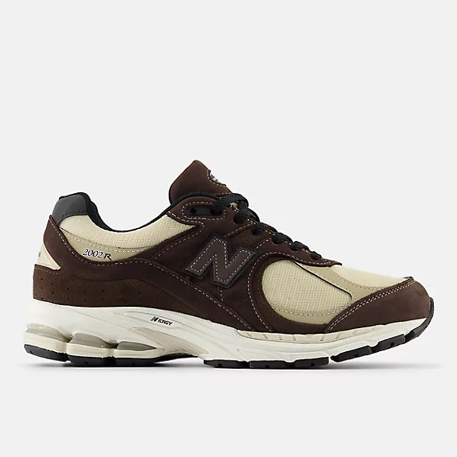 Homens New Balance Sneakers | 2002Rx