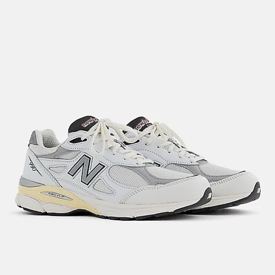 Homens New Balance Sneakers | Made In Usa 990V3