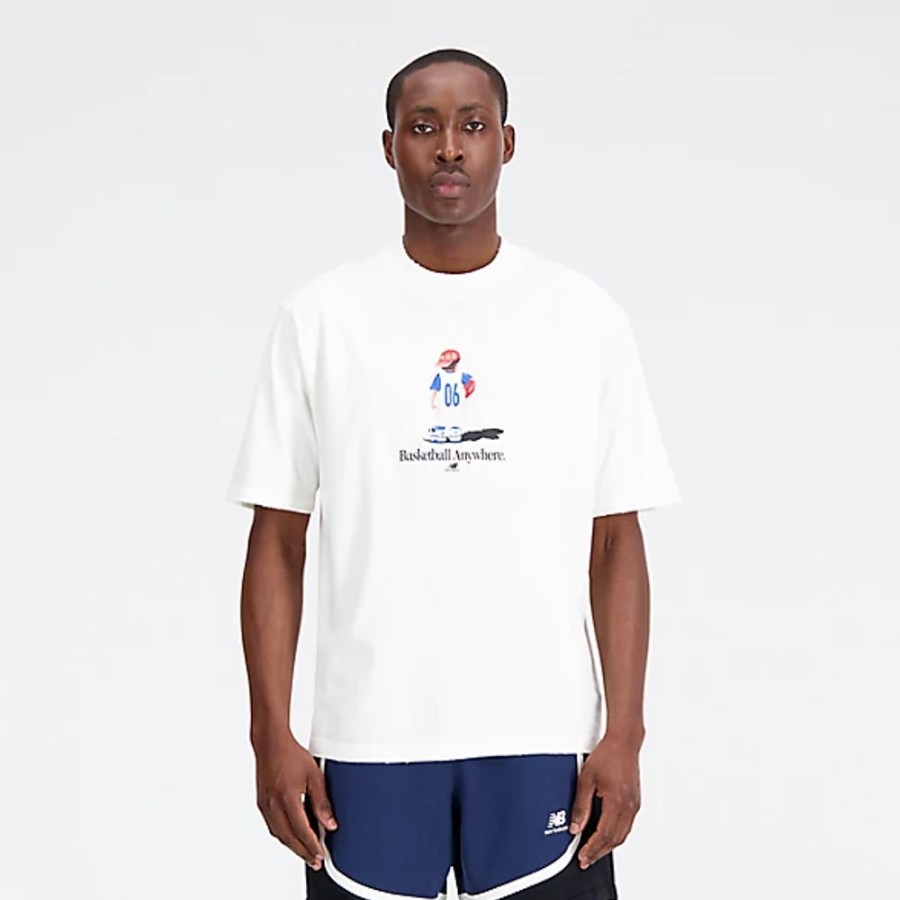 Homens New Balance T-Shirts E Partes De Cima | Hoops Graphic T-Shirt