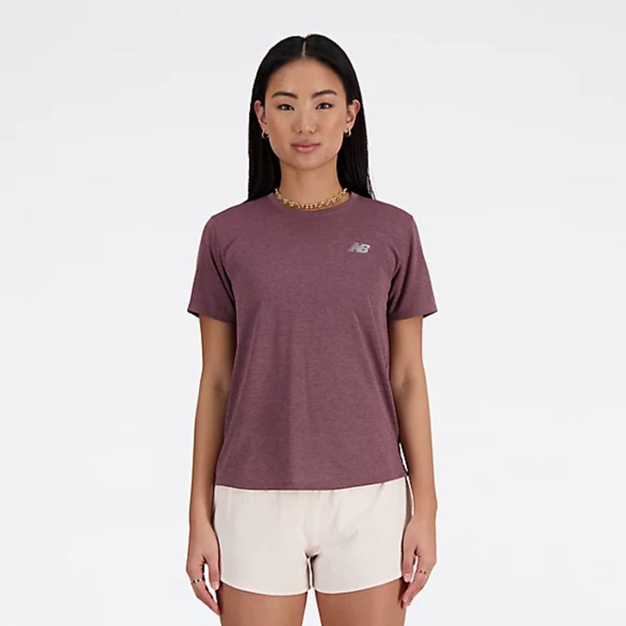 Mulheres New Balance T-Shirts E Partes De Cima | Athletics T-Shirt